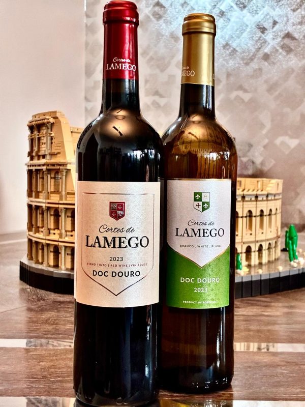Combo Duo: Vinho Cortes de Lamego Branco e Tinto 2023 DOC Douro - Imagem 2